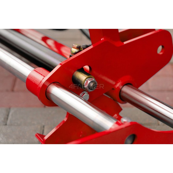 Déplacement hydraulique pour la tondeuse à fléaux EFGC-K 4FARMER