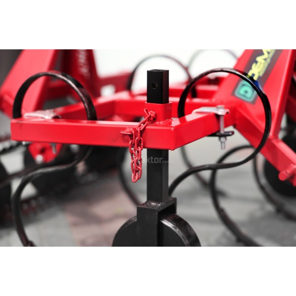 Cultivator 100 + Demarol string roller