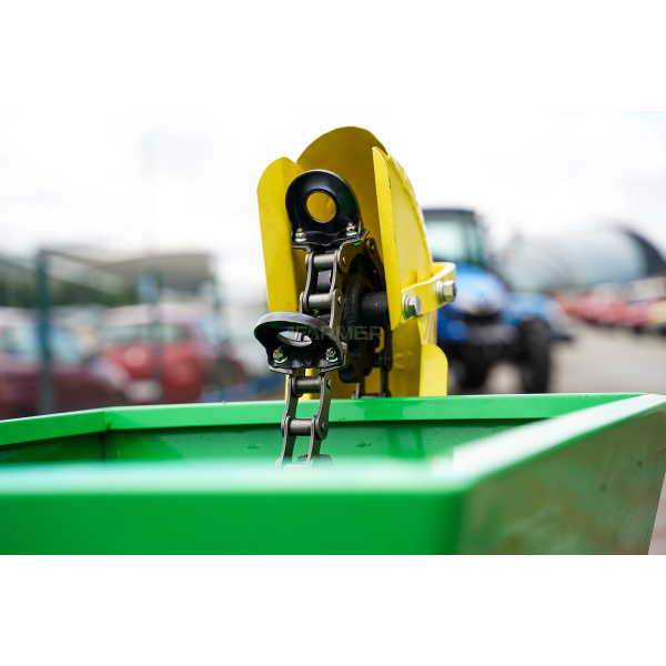 Single-row planter for planting bulbous plants K1 4FARMER