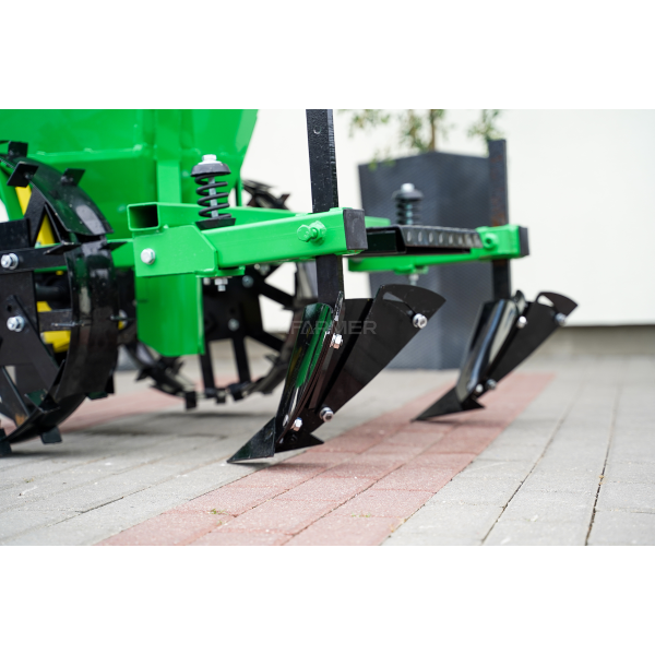 Einreihige Pflanzmaschine zum Pflanzen von Zwiebelpflanzen K1 4FARMER