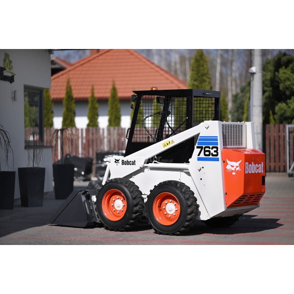 Mini-chargeur Bobcat TCM 725