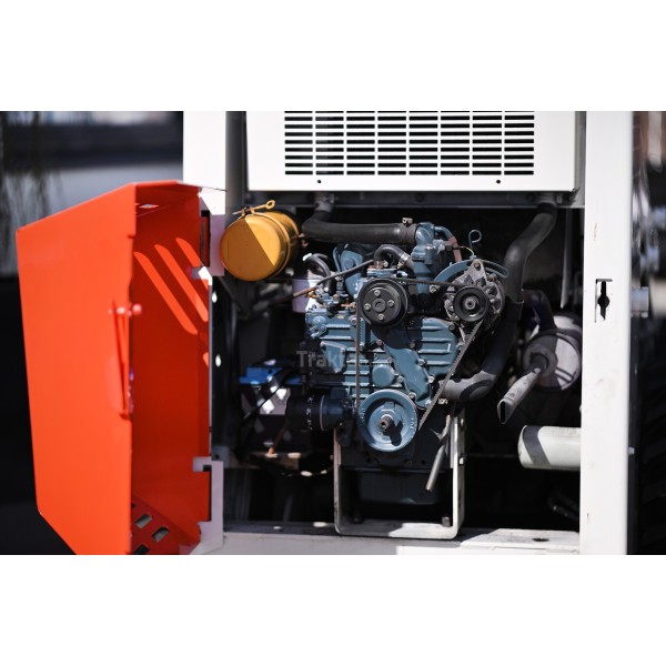 Minicargadora Bobcat TCM 725