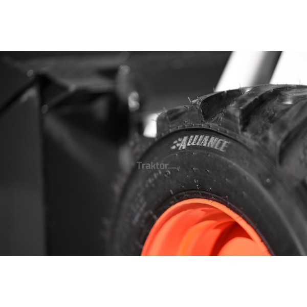 Minicargadora Bobcat TCM 725