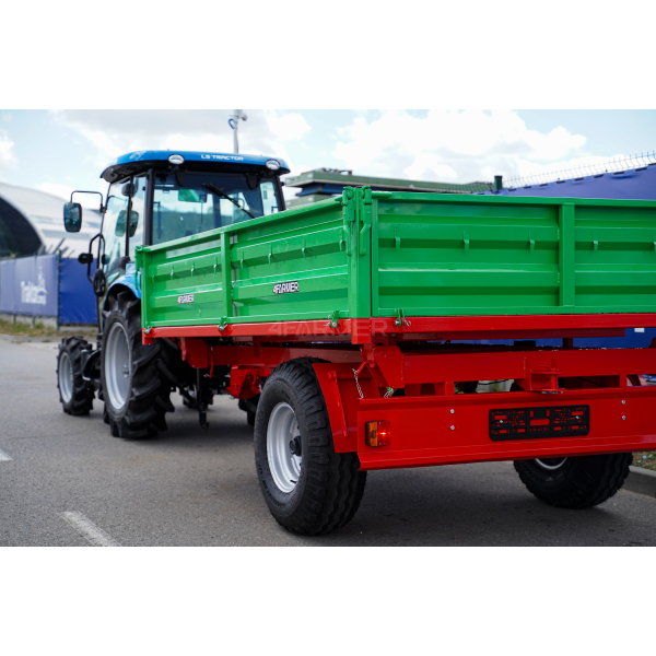 Jednonápravový zemědělský přívěs 3,5T s kiperem P-3530 4FARMER