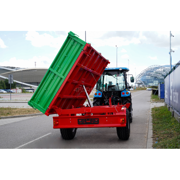 Einachsiger landwirtschaftlicher Anhänger 3,5T mit Kipper P-3530 4FARMER