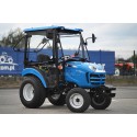 Traktor LS XJ25 HST s kabínou a pneumatikami na trávu