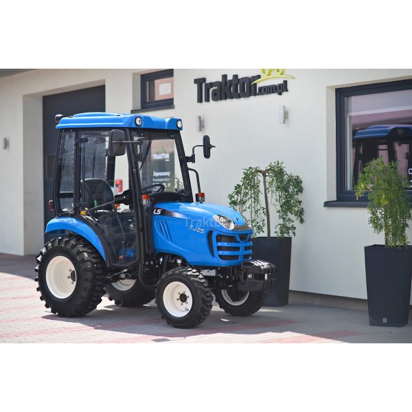 LS Tractor XJ25 MEC with cab and industrial tires