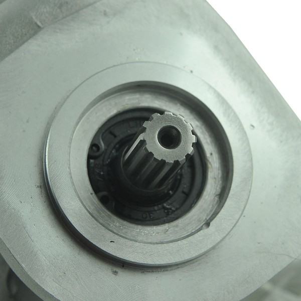 Hydraulic pump, 12T, 31351-76302, Kubota L1, 31351-76300
