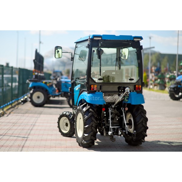 LS Traktor XJ25 MEC s kabínou