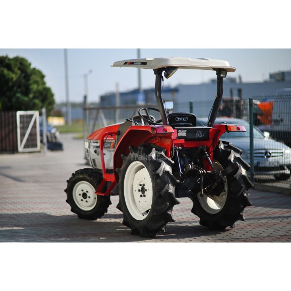 Yanmar AF24D 4x4 - 24KM | Traktor.com.pl