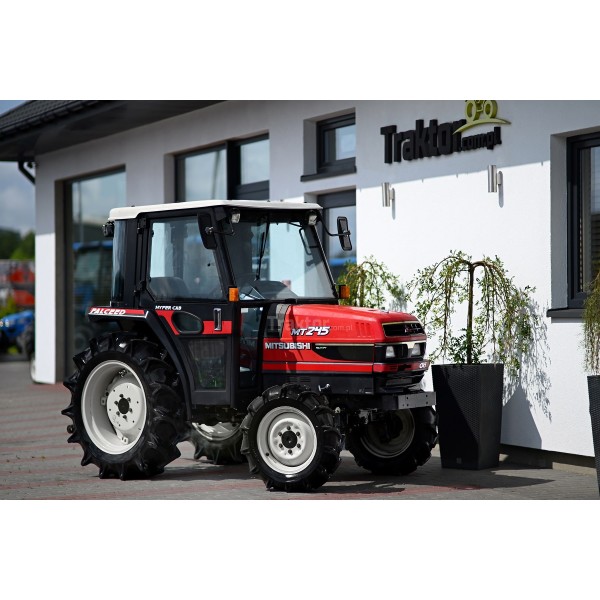 Mitsubishi MT 245 4x4 - 24 km