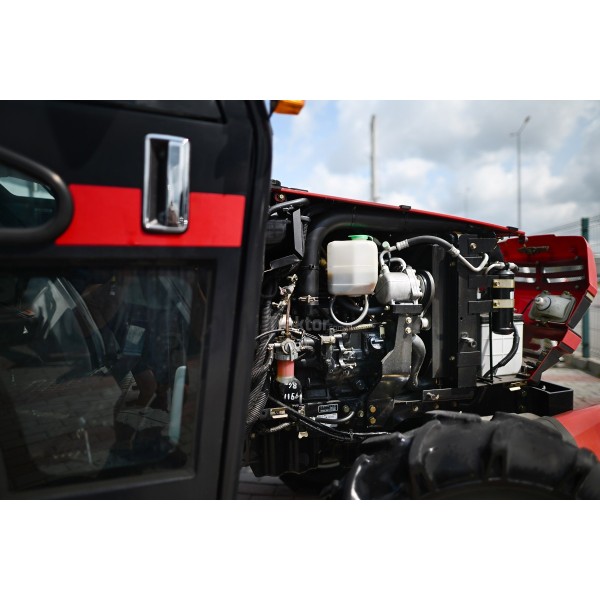 Mitsubishi MT 245 4x4 - 24 km