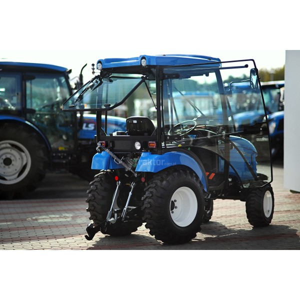 Tractor LS XJ25 HST / CAB+AC / IND | opiniones | datos | precio