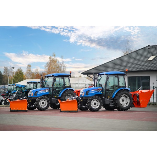 Ciągnik LS Tractor XU6168 z pługiem i posypywarką | cena | dane |