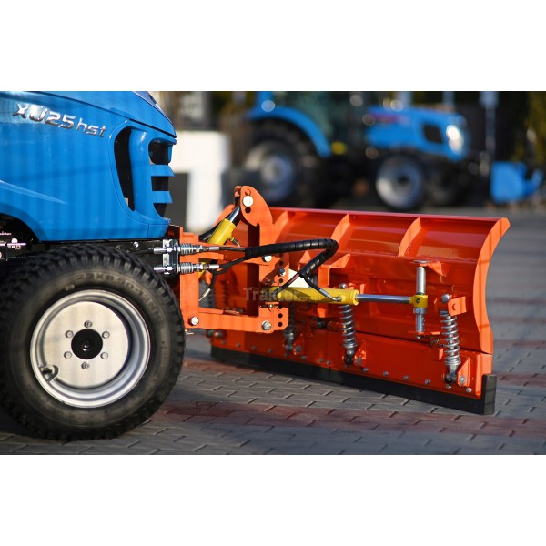 LS Traktor XJ25 HST / TURF | názory | video | údaje | cena