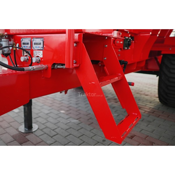 Rozsiewacz nawozu przyczepiany N062/1 Lisicki | Traktor.com.pl