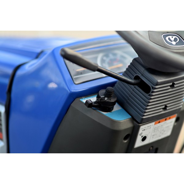 Iseki Sial Hunter TH22F 4x4 - 22KM | Traktor.com.pl