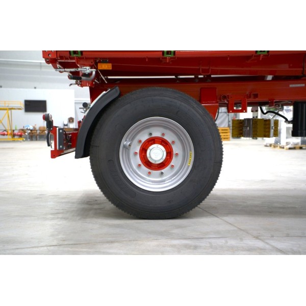 Zweiachsiger landwirtschaftlicher Anhänger 10T mit Kipper PT610 Pronar