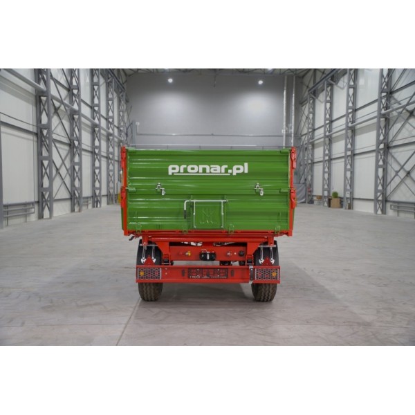 Remorque agricole à deux essieux 6T avec benne basculante T653/2 Pronar (22')