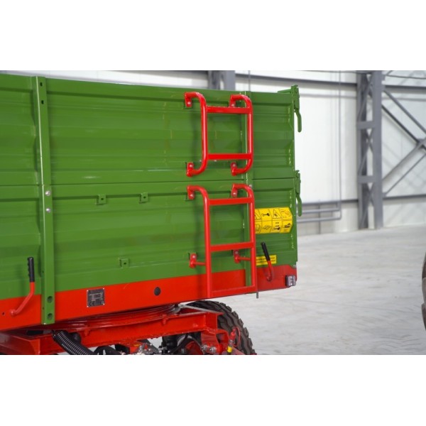 Zweiachsiger Landwirtschaftsanhänger 6T mit Kipper T653/2 Pronar (23')