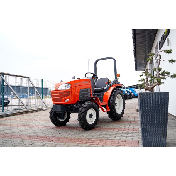 Kubota KB205 4x4 - 20 km