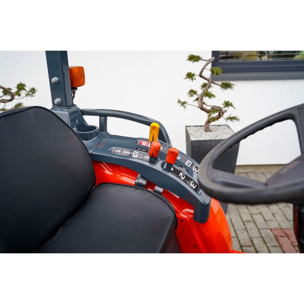 Kubota KB205 4x4 - 20KM
