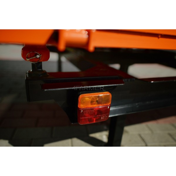 Přepravní box s hydraulickým vyklápěním 4FARMER