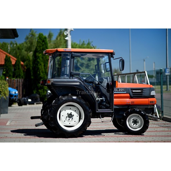 Kubota GL221D 4x4 - 22KM | Traktor.com.pl