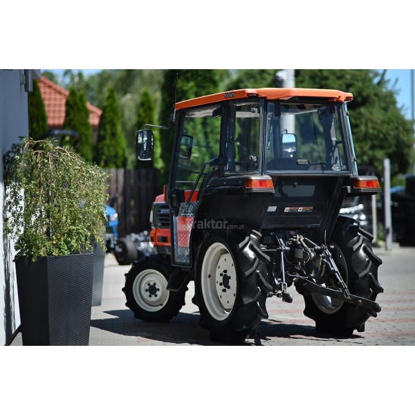 Kubota GL221D 4x4 - 22 km