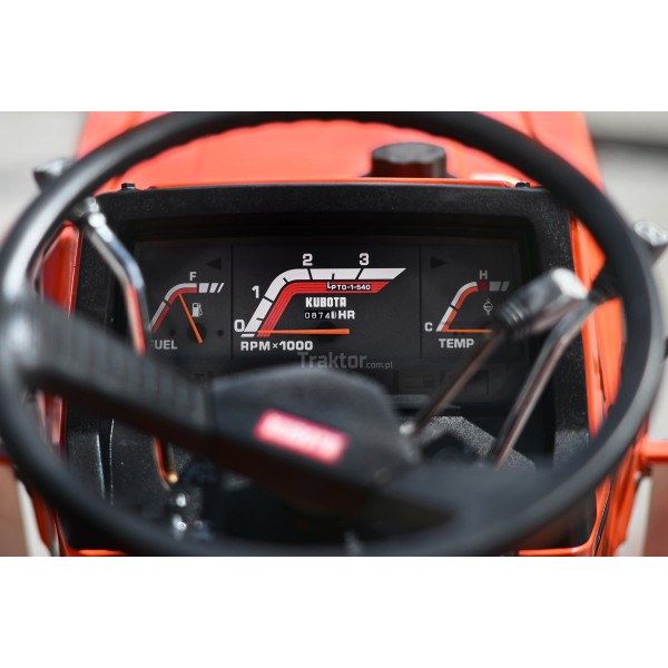 Kubota L1-255D 4x4 - 25KM