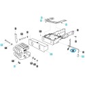 Resorte de bloqueo de la tapa del motor TRG830 / Tractor LS / 40009898