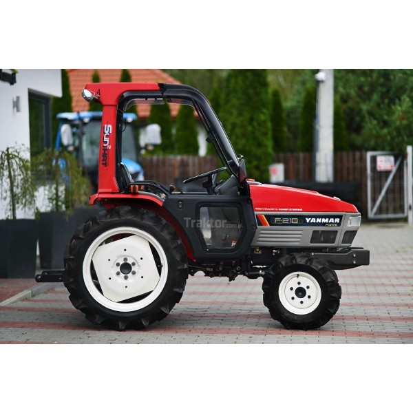 Yanmar F210D 4x4 - 20,7 km