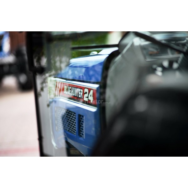 Iseki Blue Hunter TH24F 4x4 - 24KM