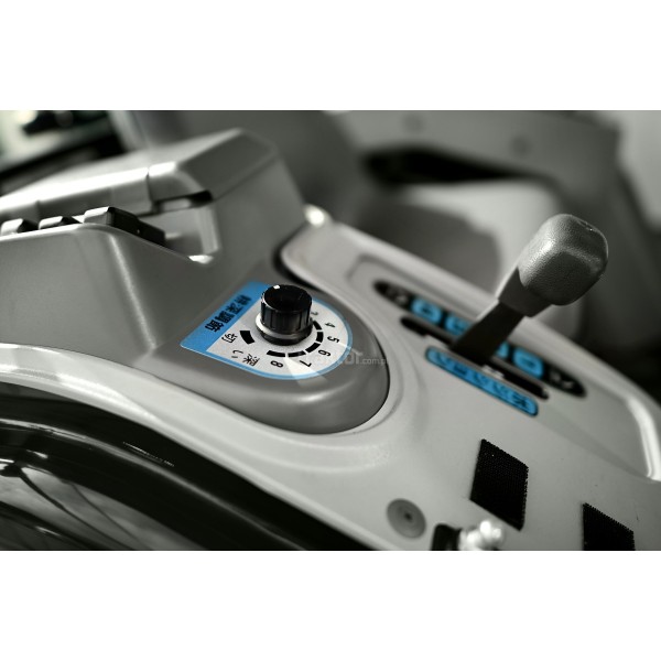 Iseki Blue Hunter TH24F 4x4 - 24 km