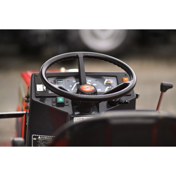 Hinomoto N179D 4x4 - 18KM | Traktor.com.pl