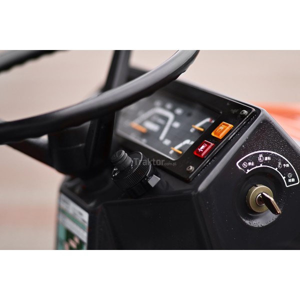 Hinomoto N179D 4x4 - 18KM | Traktor.com.pl