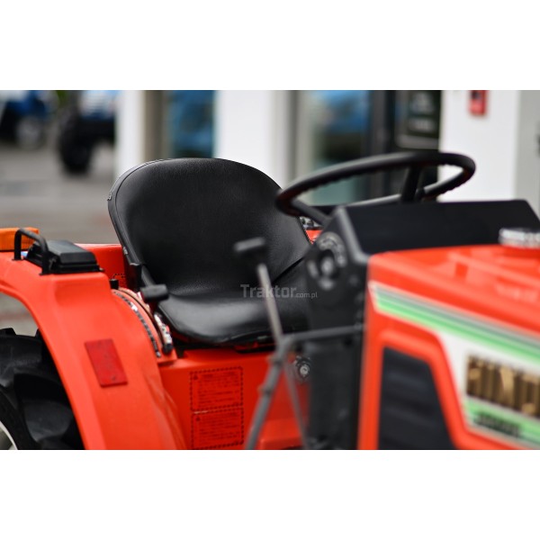 Hinomoto N179D 4x4 - 18KM | Traktor.com.pl
