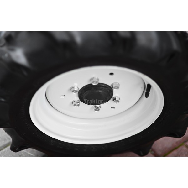 Hinomoto N179D 4x4 - 18KM | Traktor.com.pl