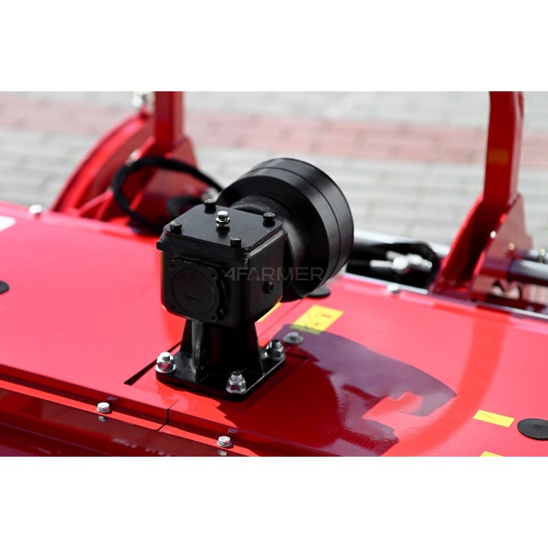Cortadora de huerto con brazo de corte lateral VM 150 4FARMER