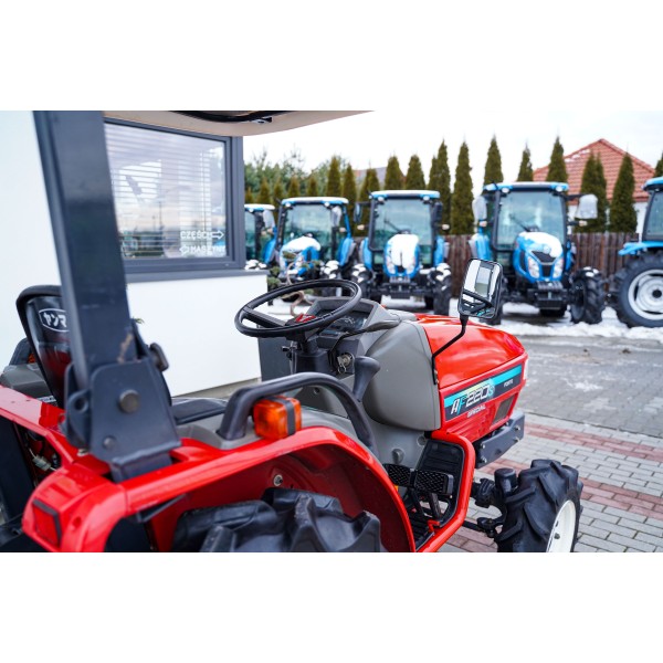 Yanmar AF220S 4x4 - 21 km