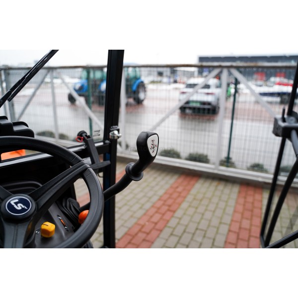 Traktor LS MT1.25 CAB / IND | recenze | video | data | cena