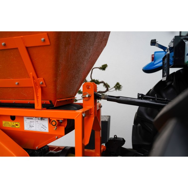LS Traktor XU6168 MEC / Kabine | Bewertungen | Video | Daten | Preis