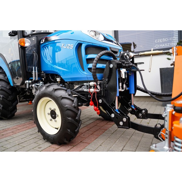 LS Traktor XJ25 MEC / Kabine | Bewertungen | Video | Daten | Preis