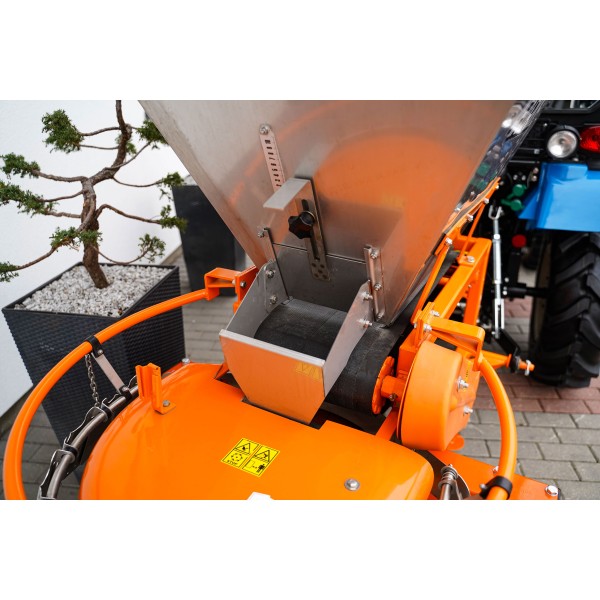 Traktor LS XJ25 MEC / CAB | recenzie | video | údaje | cena