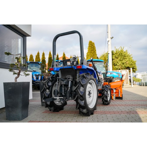Iseki Sial Hunter THS20 4x4 - 20 km + chasse-neige Vario 150 cm, hydraulique (attelage 3 points) 4FARMER