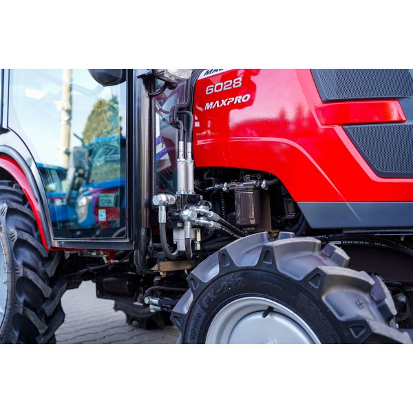 Massey Ferguson MF6028