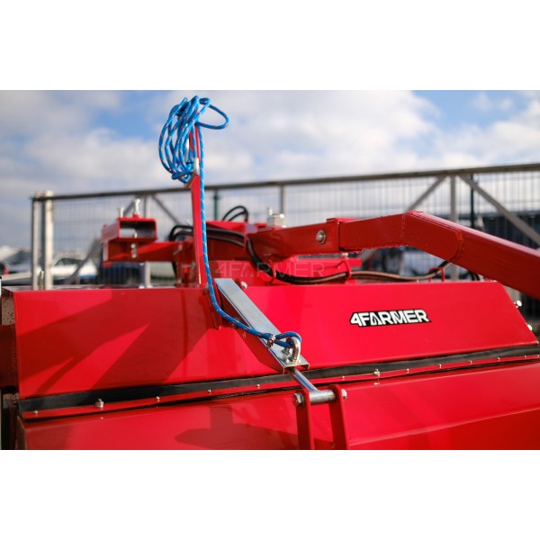 Barredora de 150 cm con cesta 4FARMER