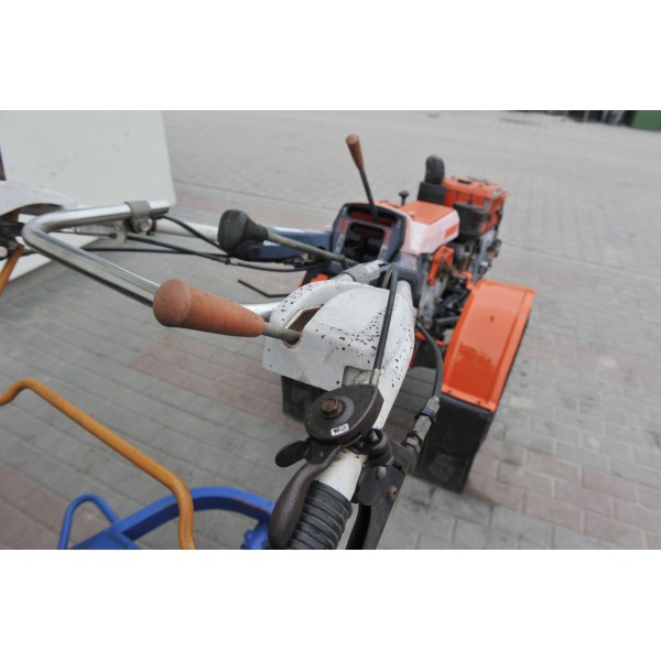 Sanglier Kubota KRA75/EA8 avec remorque