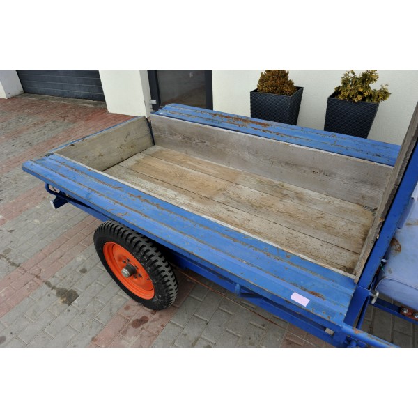Sanglier Kubota KRA75/EA8 avec remorque