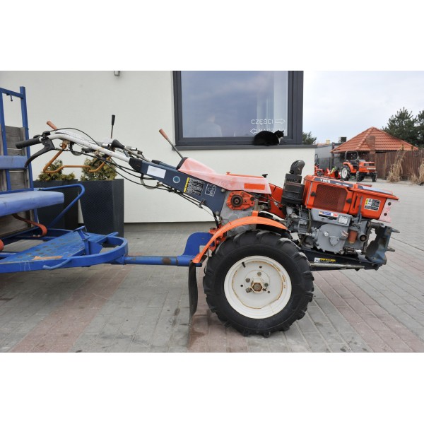 Sanglier Kubota KRA75/EA8 avec remorque